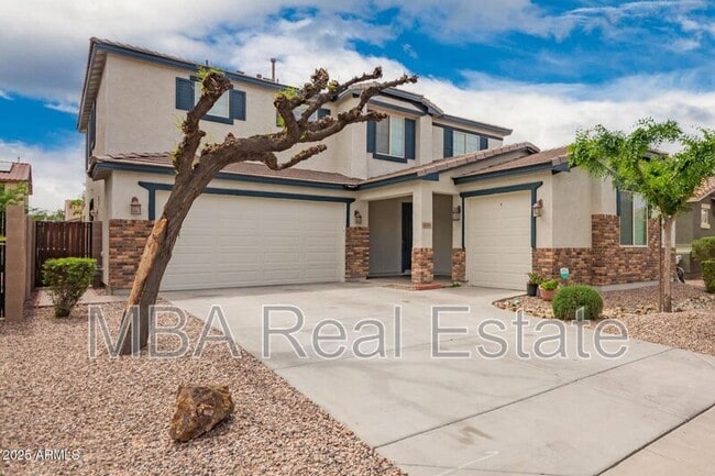 Primary Photo - 42511 W Cheyenne Dr