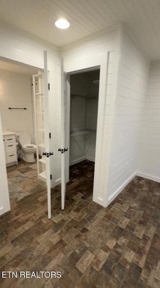 Building Photo - 167 Garden Rd