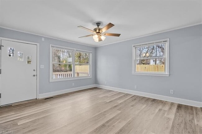 Building Photo - 1101 Hickory Ave