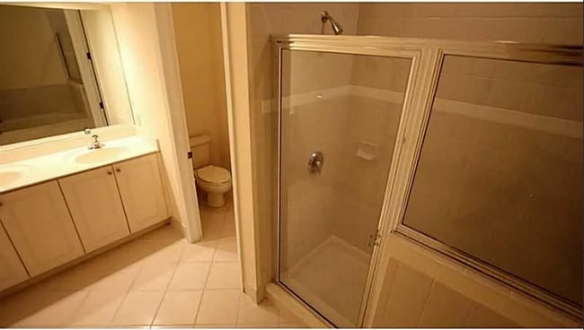 Building Photo - 515 SW 147th Ave