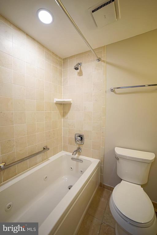 Building Photo - 8278 Wold Den Ct