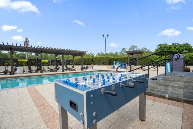 Building Photo - 14525 Damai Ln