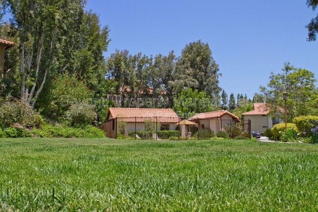 Building Photo - 12580 Carmel Creek Rd