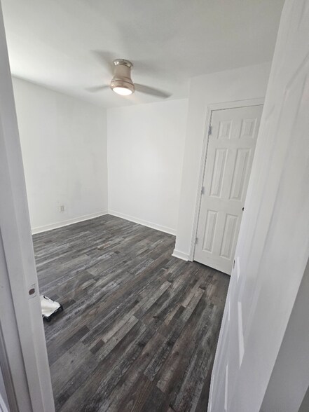 Building Photo - 2129 Chestnut St