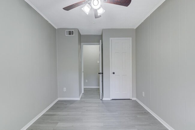 Building Photo - 2291 Madison Ave