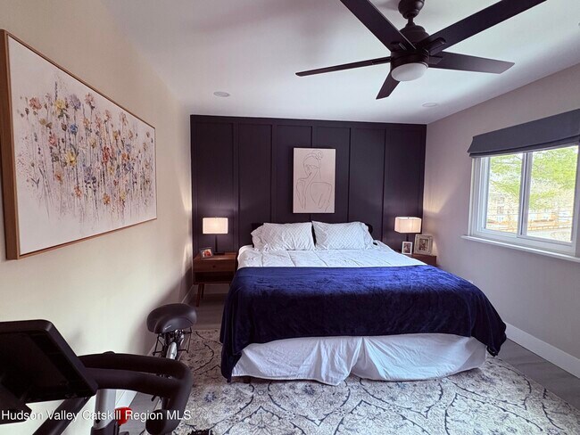 Building Photo - 204 Village Ct