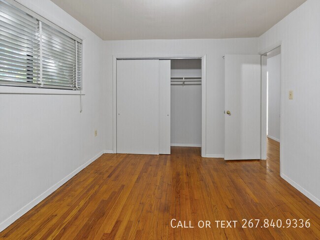 Building Photo - 4040 Livingston Rd SE