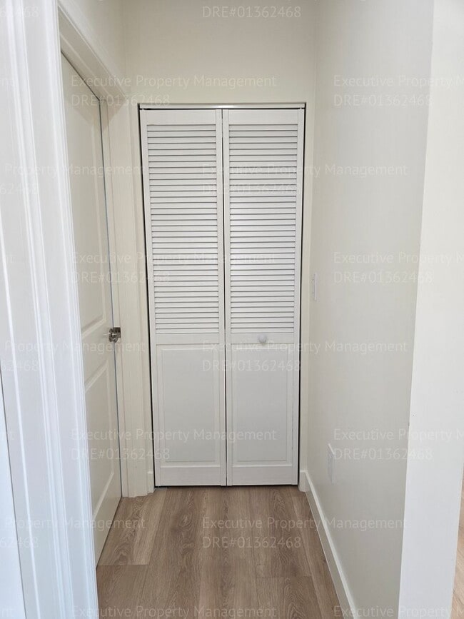 Building Photo - Newly constructed upstairs 2 bedrooms and ...