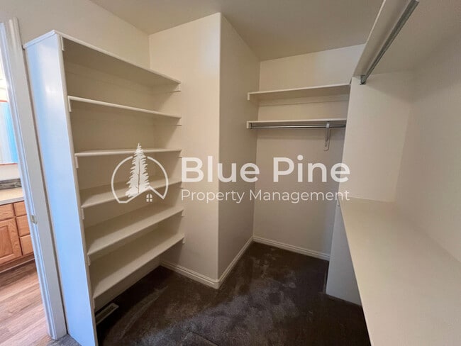 Building Photo - 3794 John Adams Pkwy