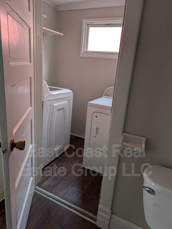 Building Photo - 304 1/2 W Martin St