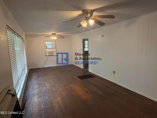 Building Photo - 3 bed/2 bath Home in 39212 Jackson!