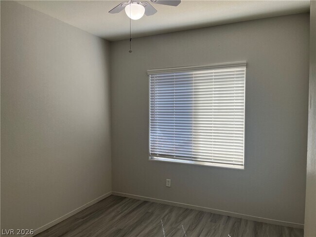 Building Photo - 10922 Moonbeam Glow Ln