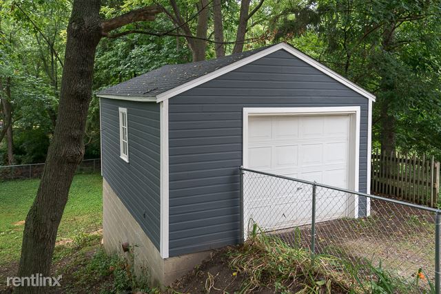 Building Photo - 4 br, 2 bath House - 809 Hillcrest Drive