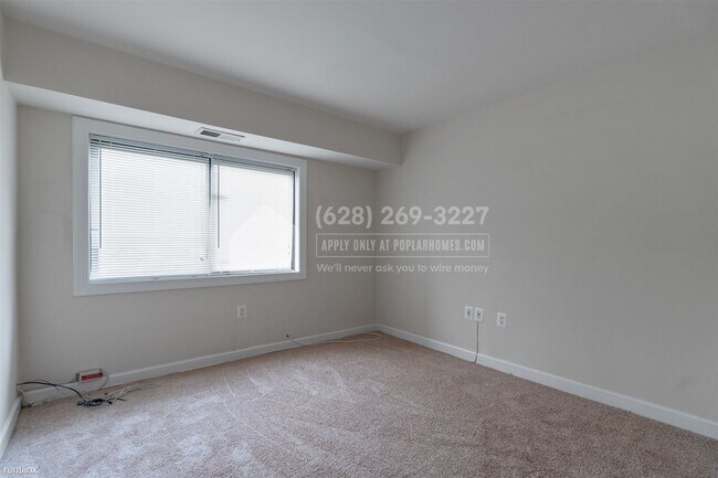 Building Photo - 3 br, 1.5 bath Condo - 6305 Hil Mar Drive,...