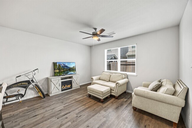 Building Photo - 3919 Faletti Dr