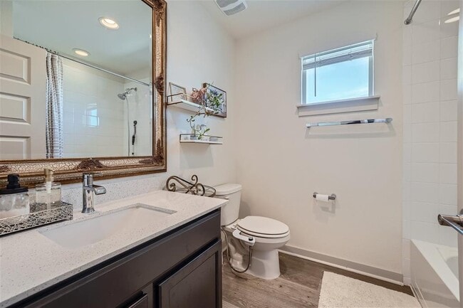 Building Photo - 8005 Linnie Ln
