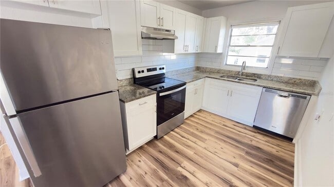 Building Photo - 5625 5th St