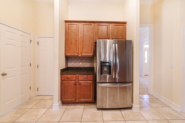 Building Photo - 5697 Burnside Cir