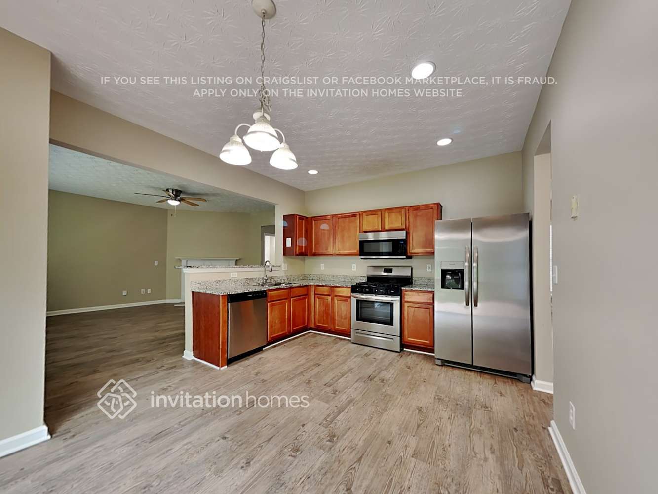 Building Photo - 235 Laurelton Cir