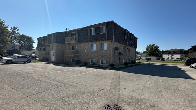Building Photo - 2390 Bicentennial Ave