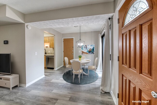 Dining area - virtually staged - 911 Outlook Ridge Ln