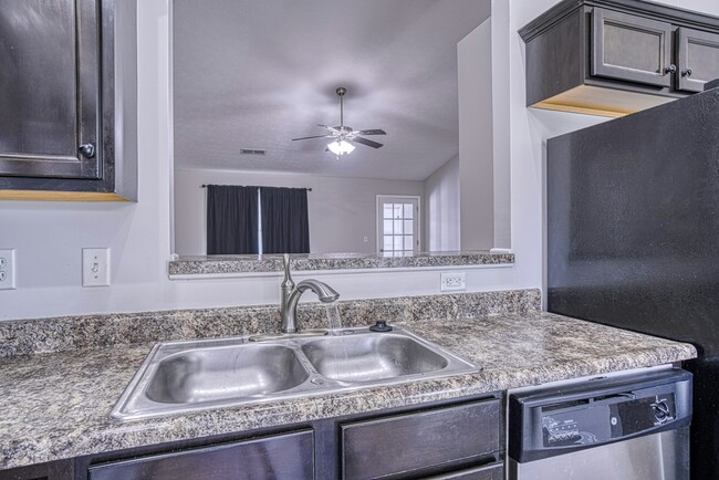 Building Photo - 4823 Penrose Dr