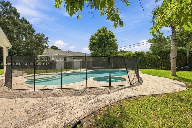 Building Photo - 7120 SW 58th St