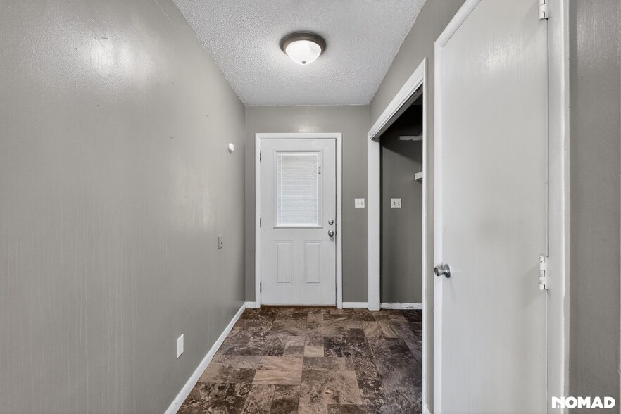 Building Photo - 1544 31st St Ct SE