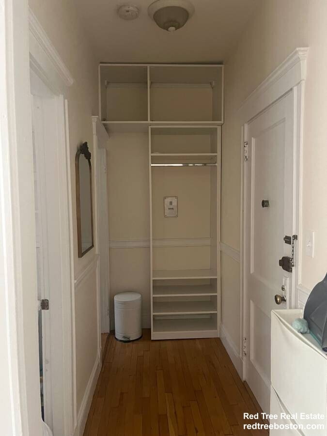 Building Photo - 319 Allston St