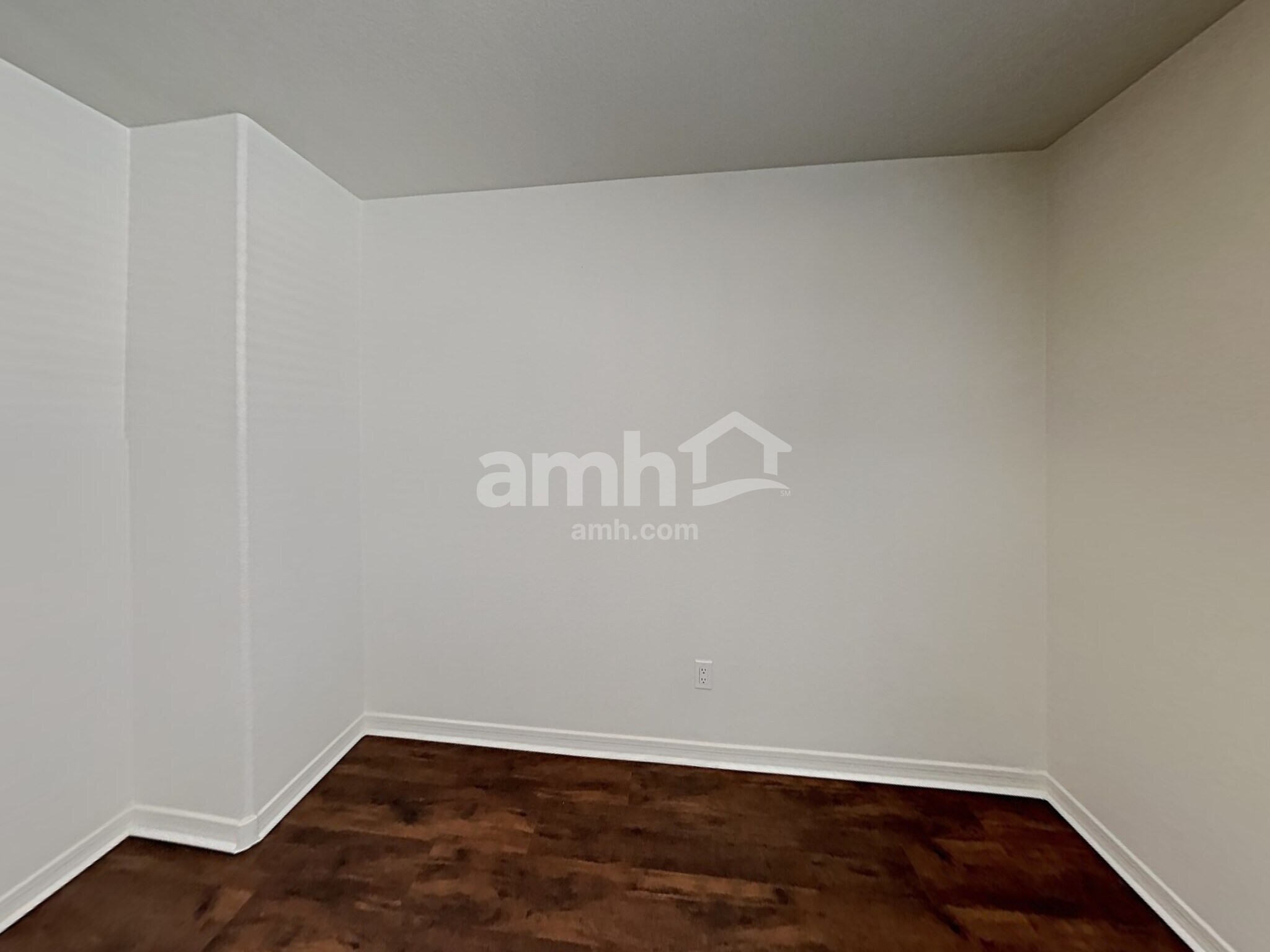 Building Photo - 138 E Calle Del Rondador