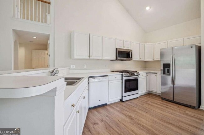 Building Photo - 1118 Sadlers Close