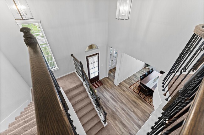 Building Photo - 2836 Jehlon Ln