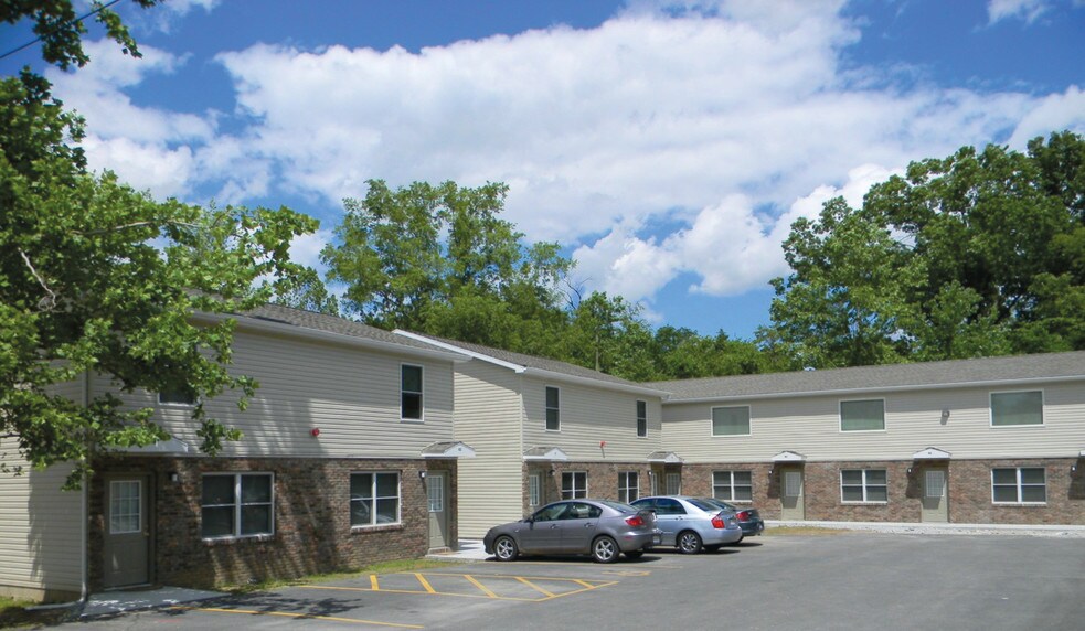 Schilling Property Management 805 E Park St Carbondale IL 62901