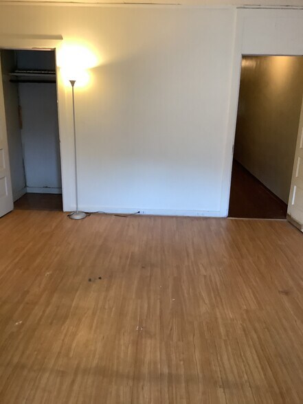 2nd Floor (2nd Bedroom) - 411 Atwood St