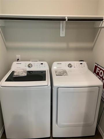 Building Photo - 9992 Calendar St