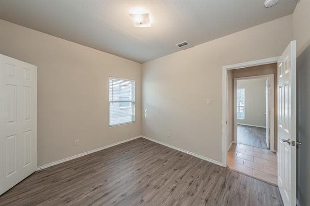 Building Photo - 643 Alexander St