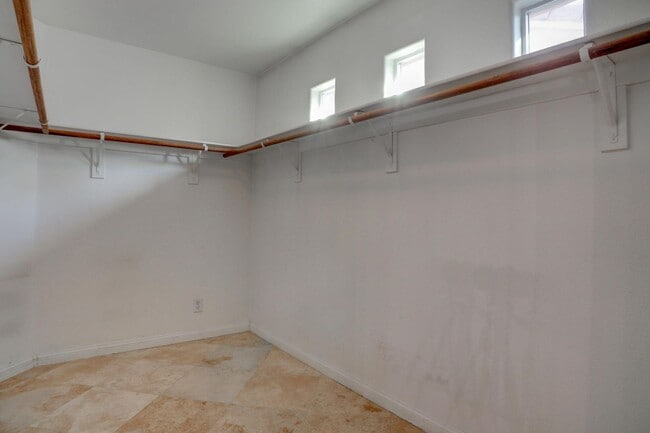 Building Photo - 10151 Arkell Ct