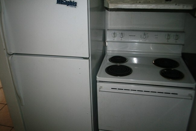 Interior Photo - 3073 Sharpe Ave