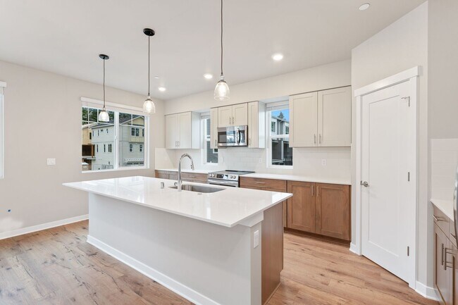 Building Photo - NEW CONSTRUCTION - 4 Bed | 3.5 Bathroom | ...