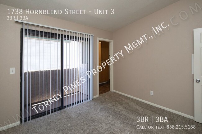 Building Photo - 3Br Townhome in Pacific Beach with Washer/...