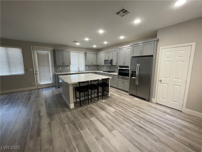 Building Photo - 1533 Sabatini Dr