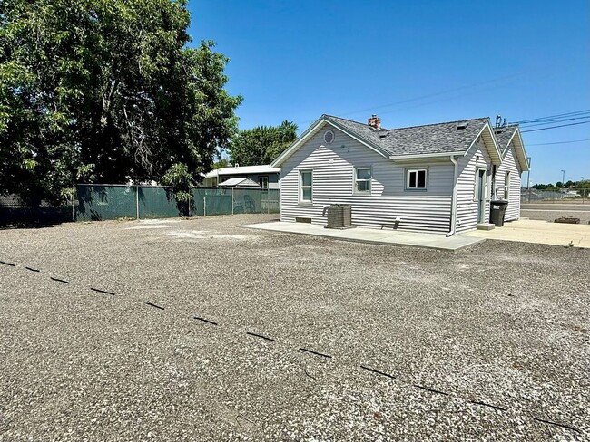 Building Photo - Charming 2-Bedroom Home with Patio, Storage & Plenty of Parking