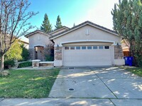 Building Photo - Four Bedroom Two Bathroom Home in Folsom