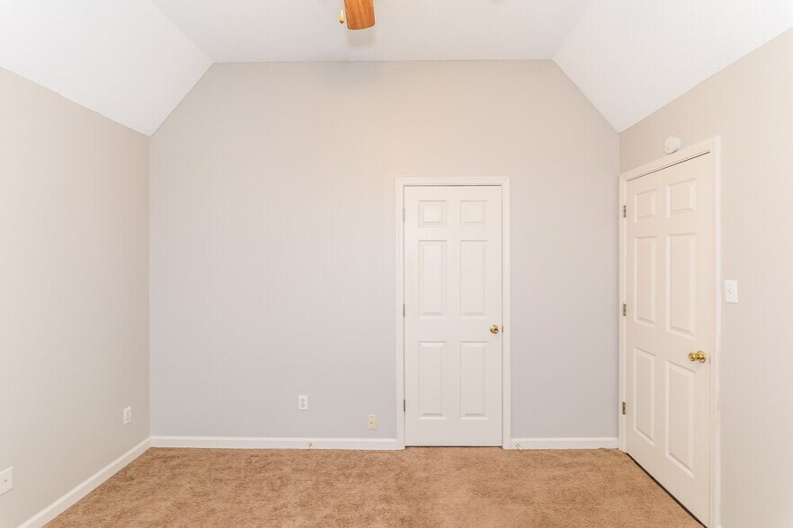 Building Photo - 661 Shelley Renee Ln