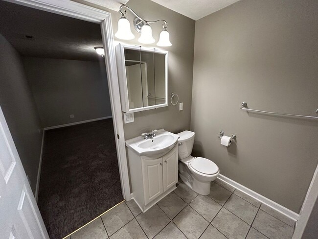 Building Photo - 7354 Mercy Ln