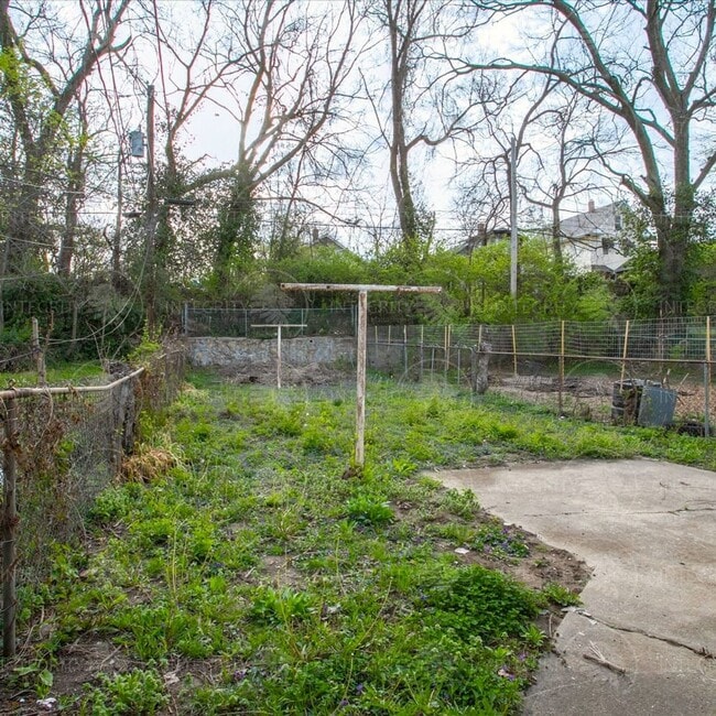 Building Photo - 3817 S Benton Ave