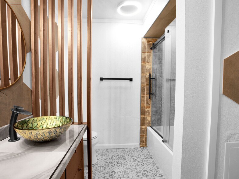 Building Photo - 6314 Friars Rd