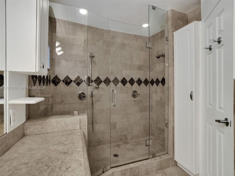 Building Photo - 3745 Piccadilly St