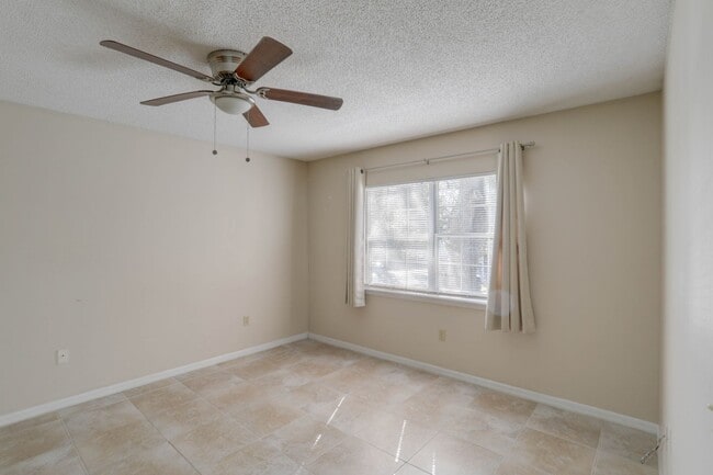 Building Photo - 7206 Olympia Ct