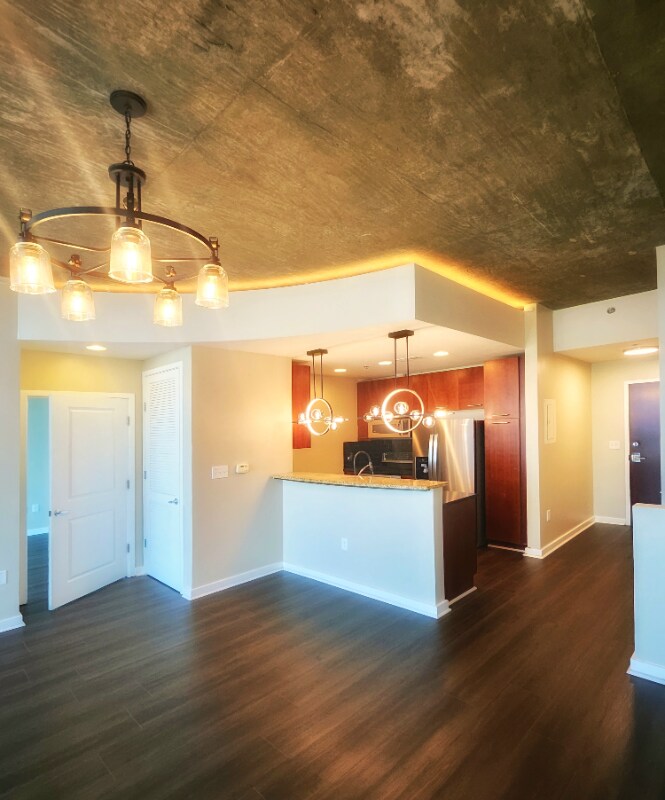 Building Photo - 3324 Peachtree Rd